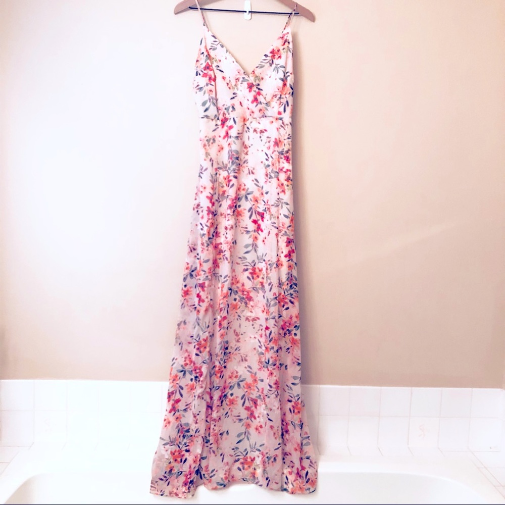 LuLu’s Dress Long Floral Gown Size L